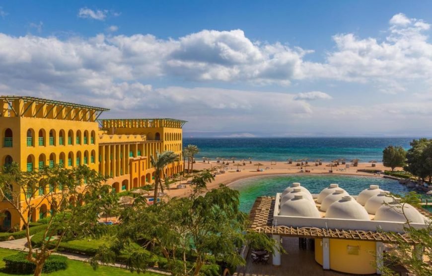 منتجع ستراند بيتش طابا هايتس