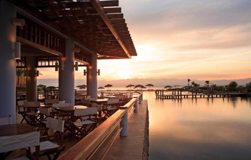 منتجع ستراند بيتش طابا هايتس