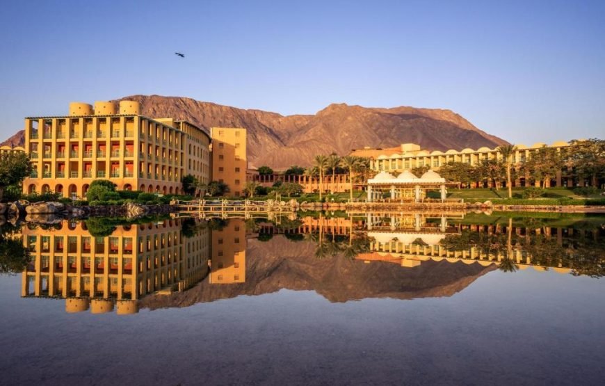 منتجع ستراند بيتش طابا هايتس