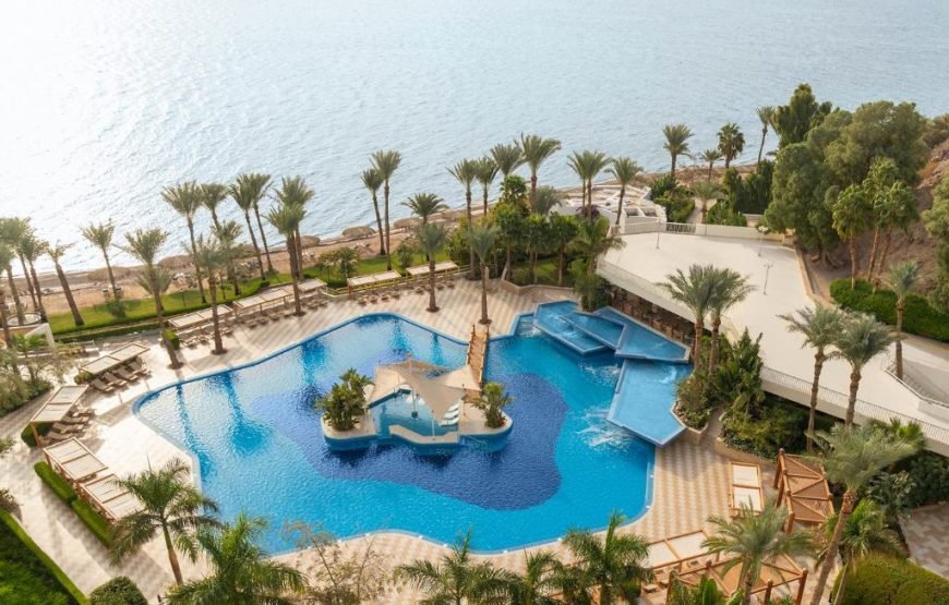 فندق شتيجنبرجر وقرية نلسون، طابا