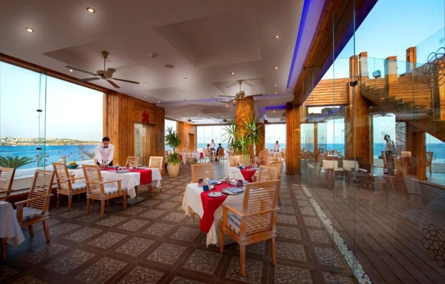 منتجع شاطئ صن رايز أرابين