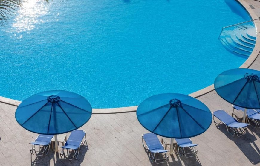 الباتروس بيتش كلوب